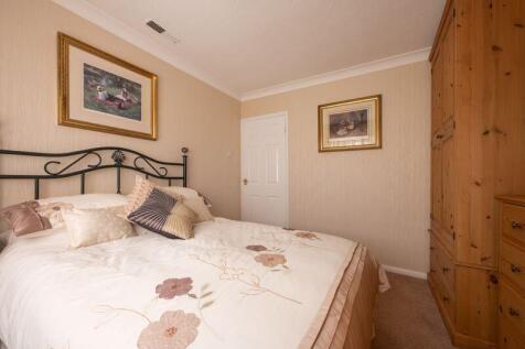 BEDROOM NO. 2 (2) (REAR)