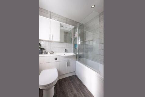 HOUSE BATHROOM