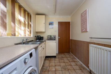 KITCHEN (2)