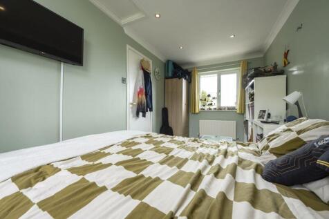 BEDROOM NO. 2 (2)