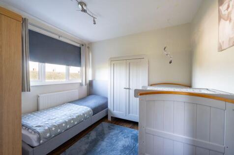 BEDROOM NO. 2 (FRONT)