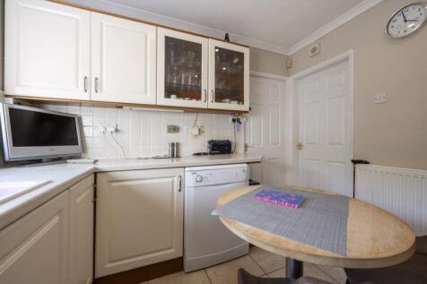 KITCHEN (2)