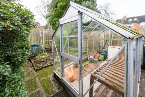REAR GARDEN (G/house