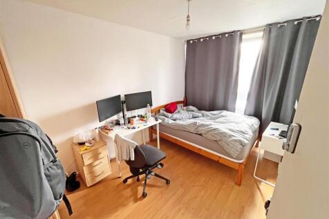 BED 1.JPG
