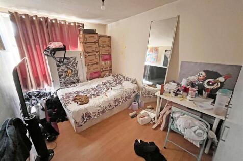 BED 3.JPG