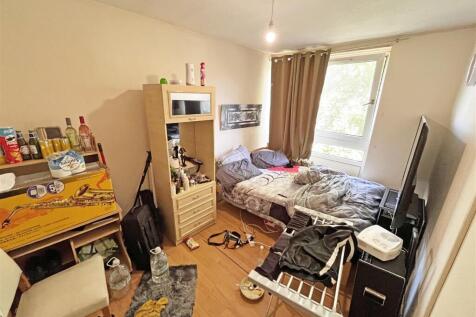 BED 2.JPG