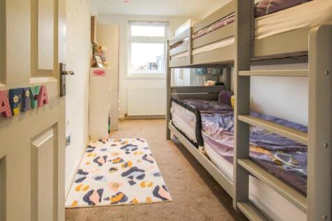 Bedroom 4.jpg