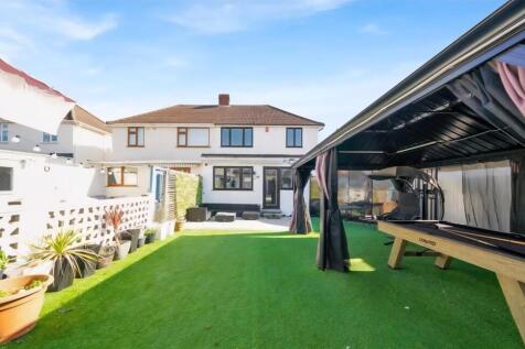 Screenshot_20250310_154047_Rightmove(1).jpg