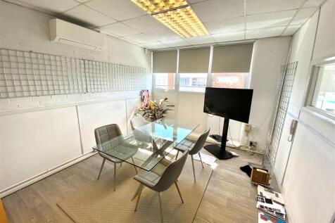 Upstairs Office 1.jpg