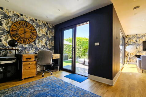 Property Image 33