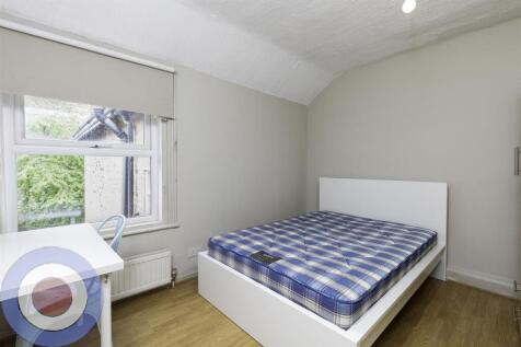 bed_4-Edit.jpg