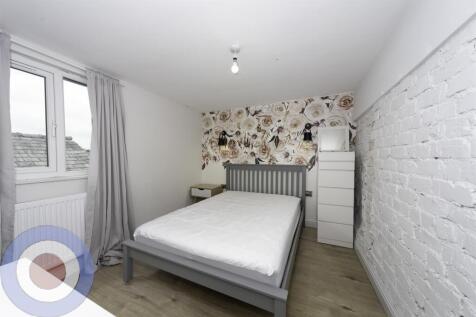 bed_2-Edit.jpg