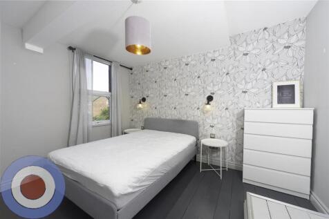bed_2-Edit.jpg