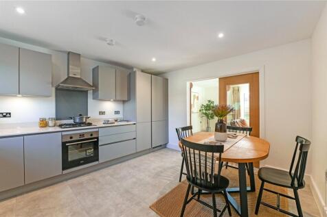 Kitchen/Breakfast Rm