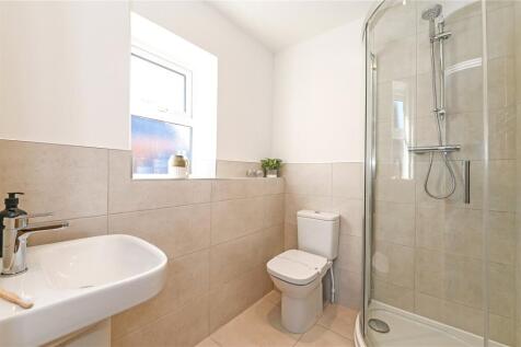 Ensuite Shower Room