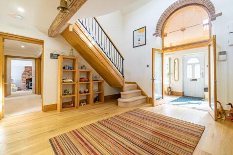 Property Image 4