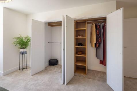 Built-In-Wardrobes