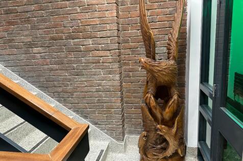 2nd Floor Stairwell