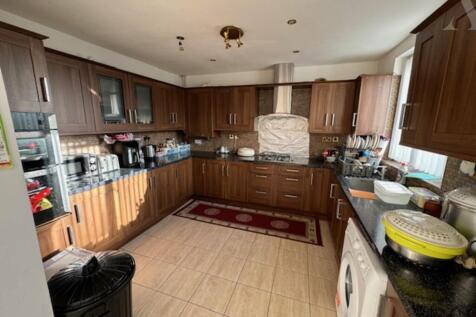 6 plaistow ave kitchen
