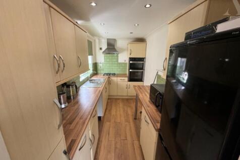 Manor gardens kitchen