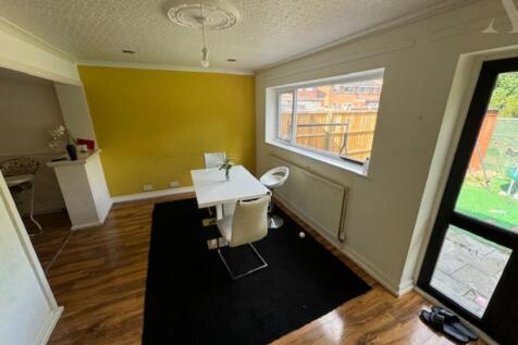 Manor gardens dining area