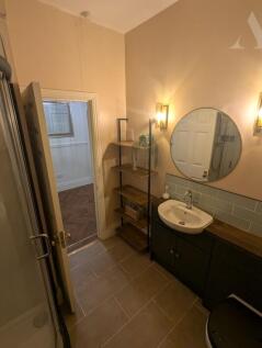 The Beeches - Bathroom