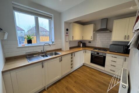 20 Jeremy Grove Kitchen