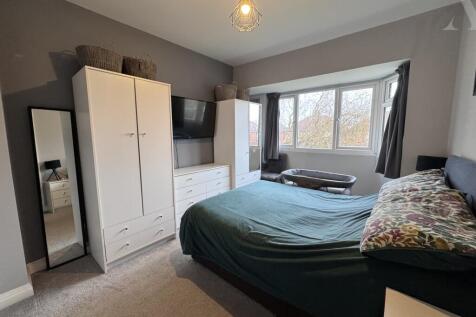 20 Jeremy Grove Bedroom 1