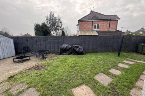 20 Jeremy Grove Garden 4
