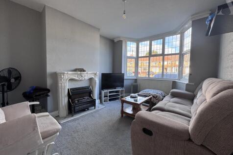 62 Hardwick Road lounge