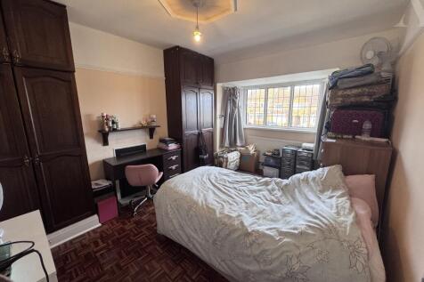 62 Hardwick Road bedroom 1