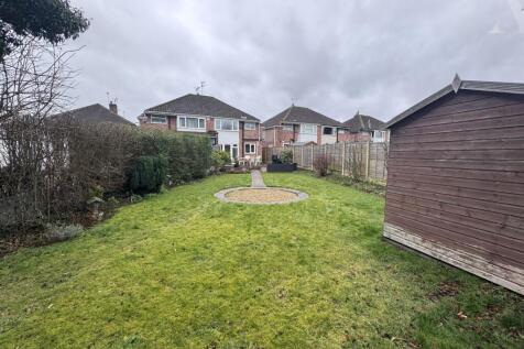 26 Quinton Close garden 2