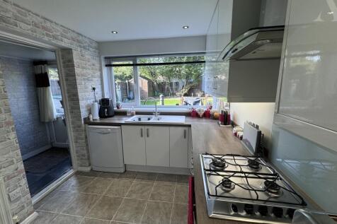 57 Swanswell Road kitchen