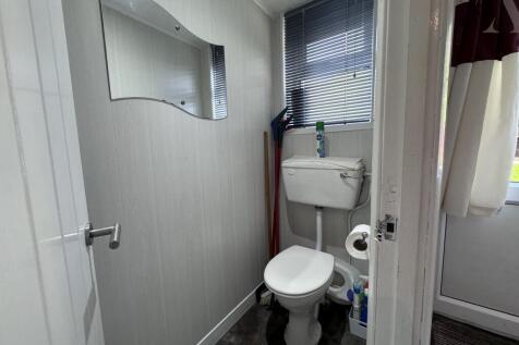 57 swanswell Road downstairs wc