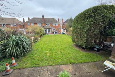 Chester Road garden 2