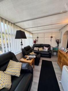36 Orpwood Road conservatory