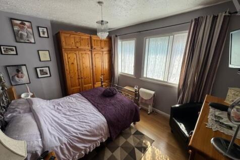 36 Orpwood Road Bedroom one