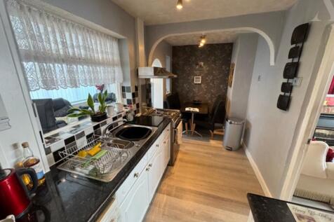 36 Orpwood Road kitchen