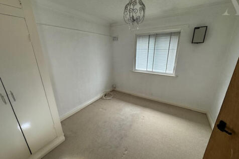 7 crossfield Road bedroom 2