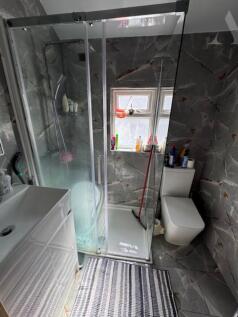 woodwells shower room