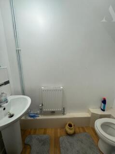 5 azalea guest wc