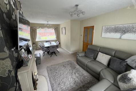 4 Wallbank Road Lounge