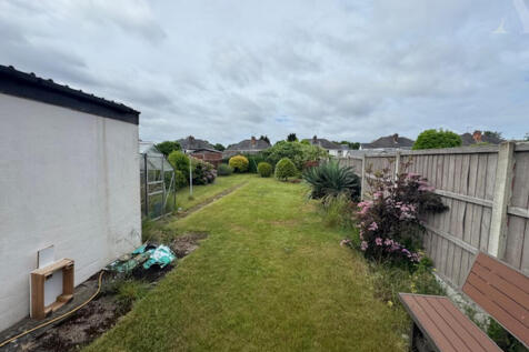 54 Millington Road rear garden