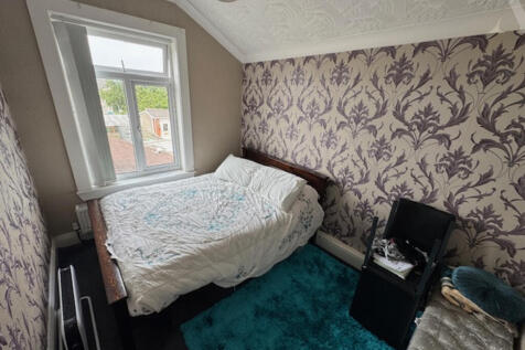 13 Monk Road Bedroom 1