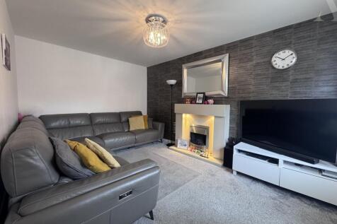 5 Somerton Road  Reception 1