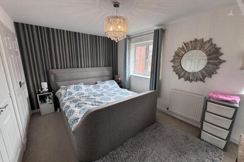 5 Somerton Road  Master Bedroom