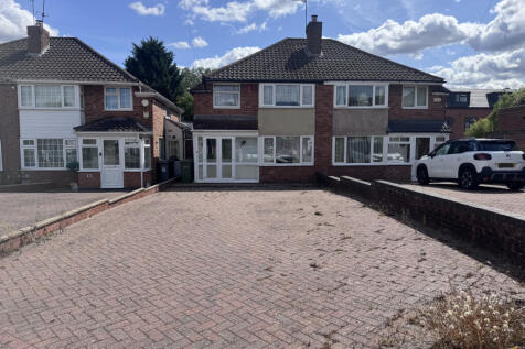 14 Quinton Close frontage