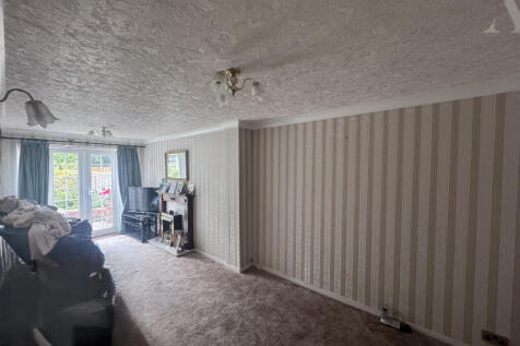 14 Quinton Close Reception 2