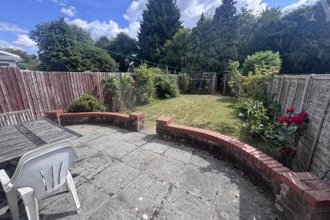 14 Quinton Close Garden
