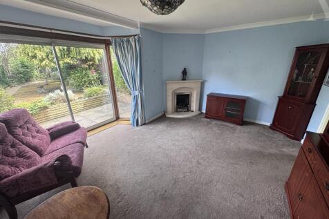 3 Gaydon Road ~reception 2